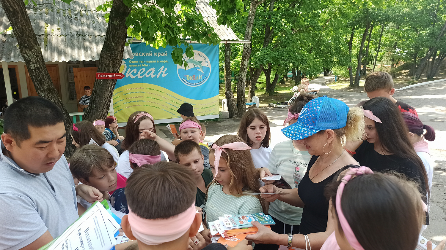 Продолжаем проводить тематические мероприятия в местах летнего отдыха детей...